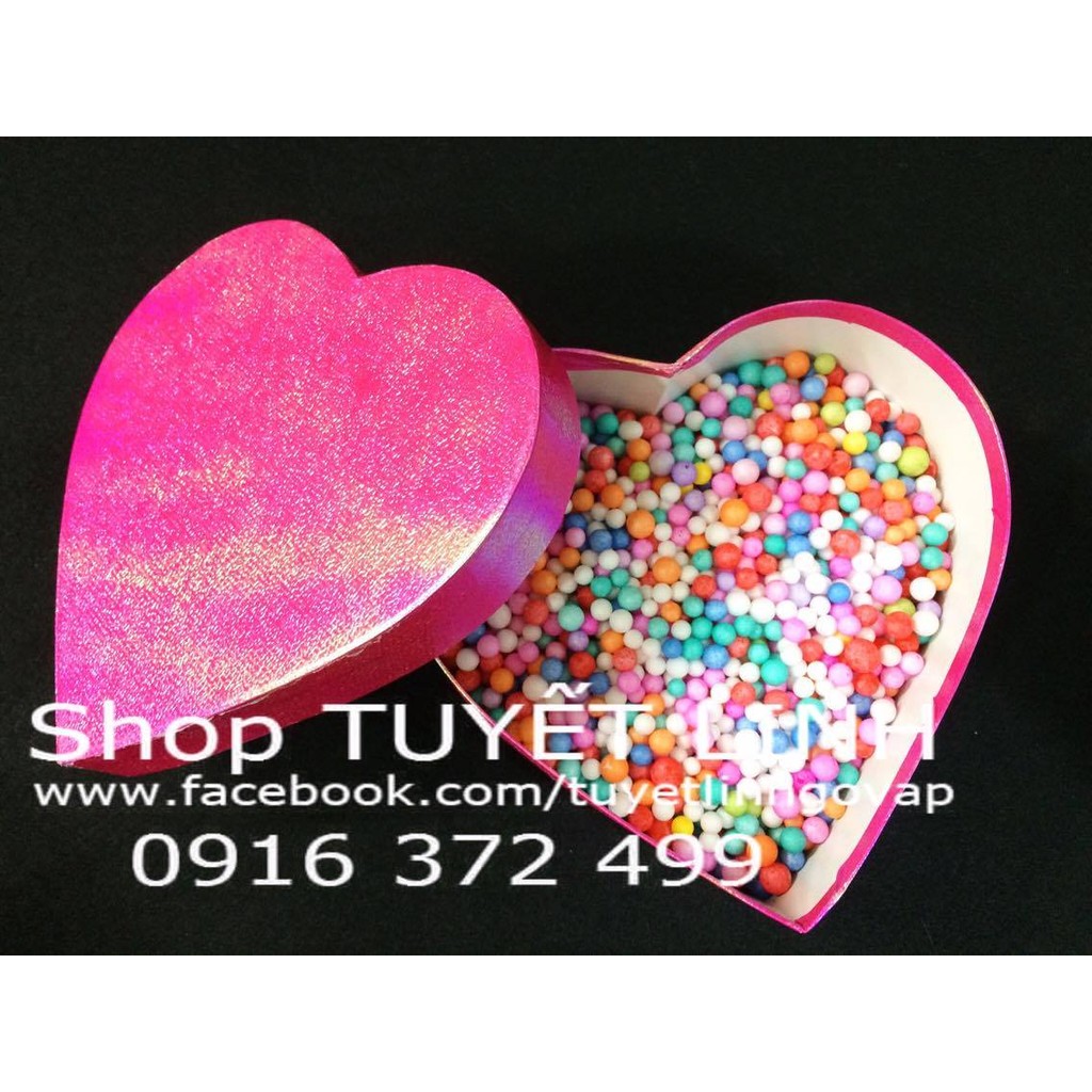 Hộp quà hình tim có nhiều màu:30k /hộp | BigBuy360 - bigbuy360.vn