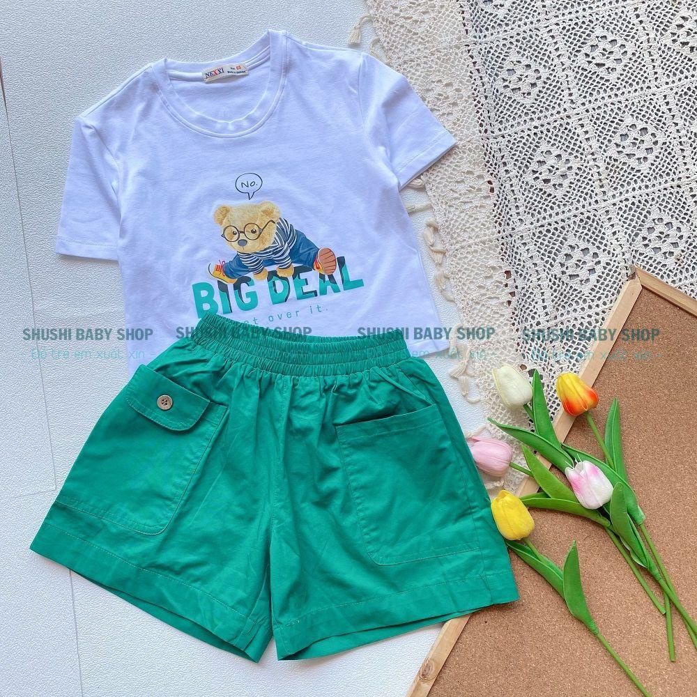Bộ bé gái áo trắng in gấu kèm quần kaki xanh sành điệu cá tính cho bé đi chơi, đi học Shushibaby