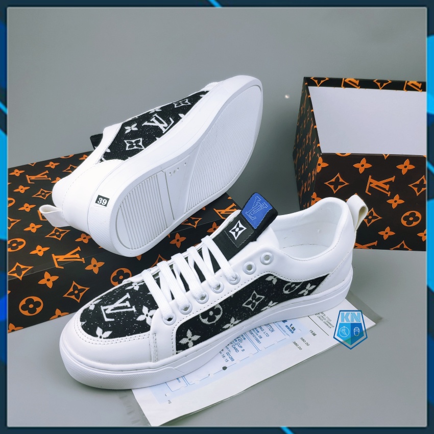 Giày LV Vá Bò Thêu chữ Luonvuituoi Hot Trend 4 Màu, Phong Cánh Trẻ Trung