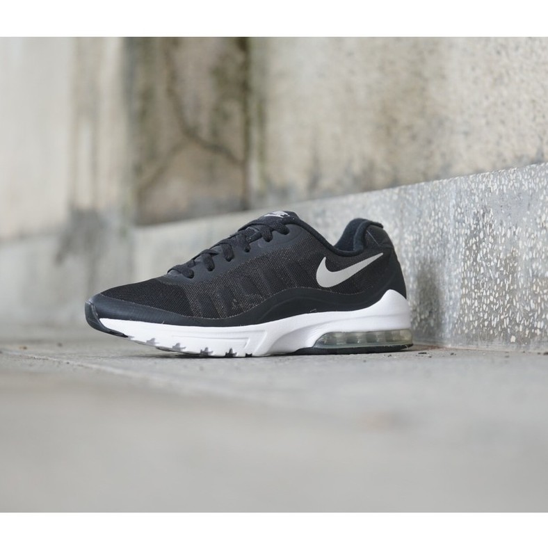 Giày Thể Thao NIKE AIRMAX INVIGOR 749866-001 CŨ CHÍNH HÃNG