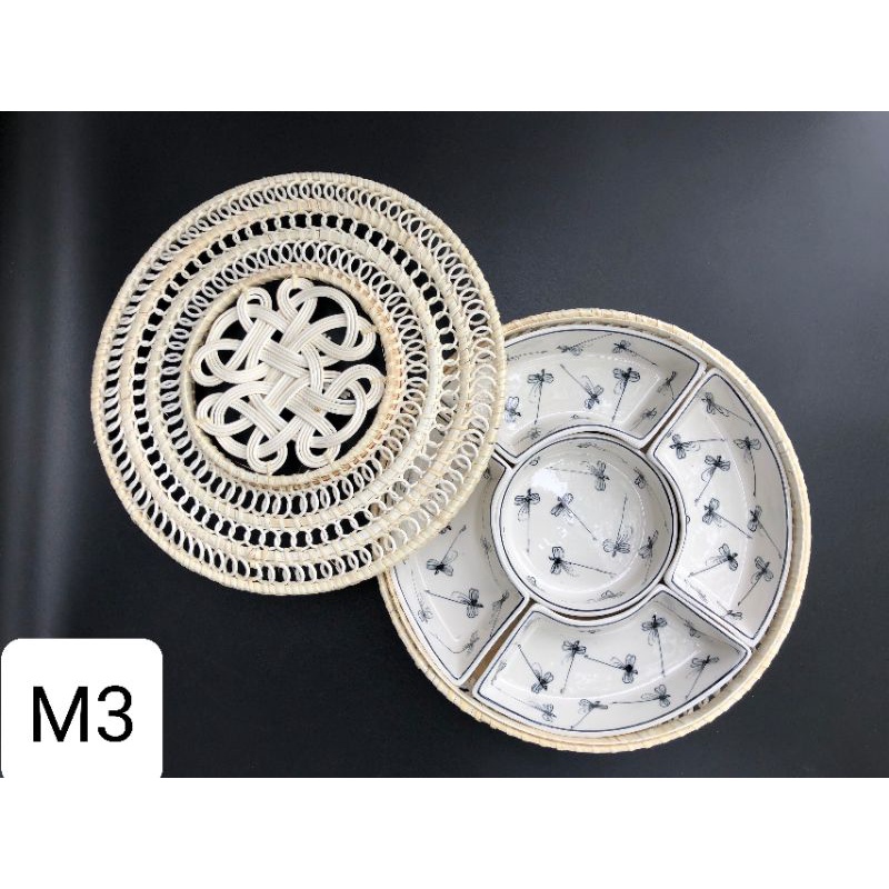 Khay mứt kẹo sứ Bát Tràng.