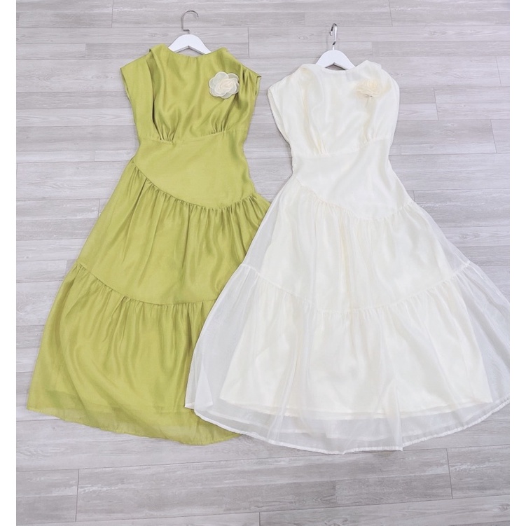 VN823 - VÁY TƠ 2 LỚP XOÈ TẦNG CHÉO EO ĐÍNH HOA VAI