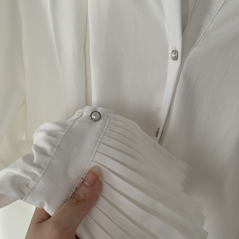 Áo sơ mi loại 1 order Quảng Châu chuẩn shop Chic cổ xếp ly siêu sang chảnh