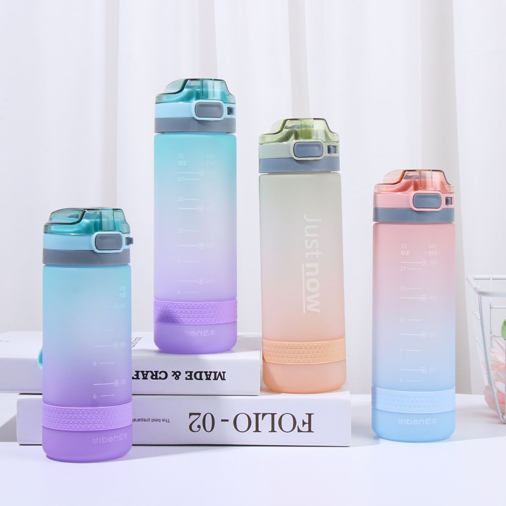 Bình đựng nước thể thao 400/600ml bằng nhựa có ống hút chống tràn nhiều màu sắc