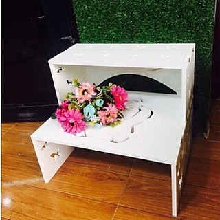 Kệ để chân làm nail