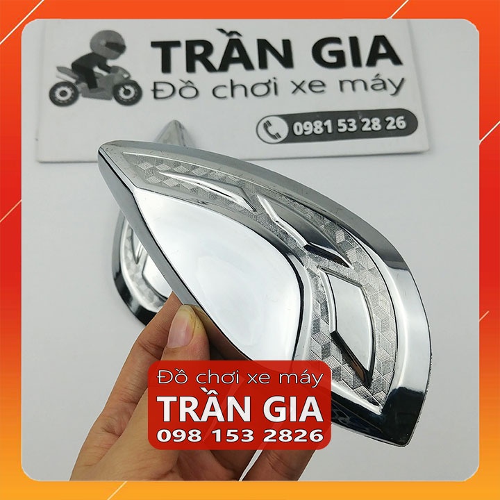 Ốp gác chân sau nhỏ xe Sh Mode năm 2020-2021-2022 Sh Mo nữ xi inox carbon cacbon - phụ kiện trang trí