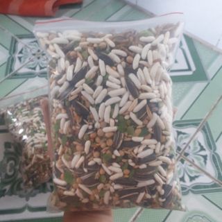 Thức ăn trộn Ngon 500g