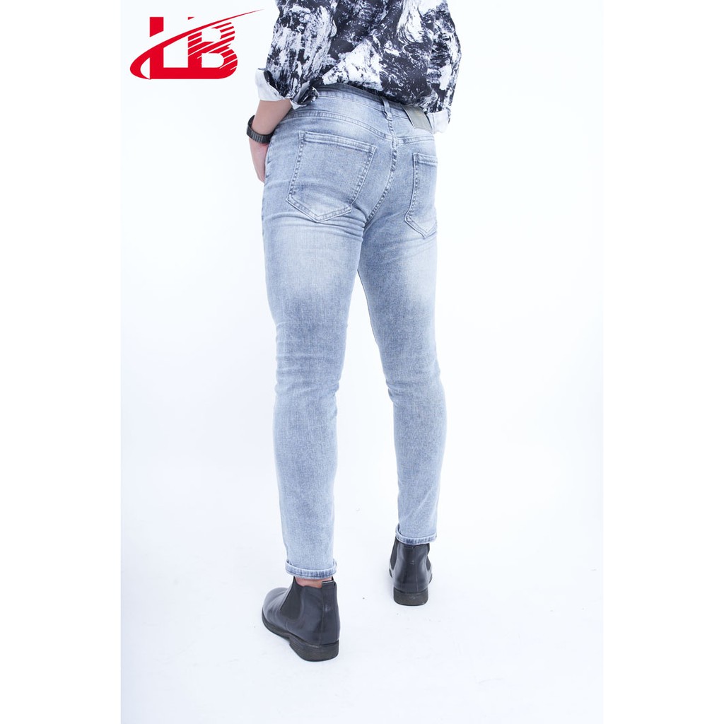 Quần Jean Nam Lb, Vải Jean Denim Co Giãn, Màu Xanh Sáng Trơn Thời Trang , Phom Skinny, Chiều Dài quần 92cm | BigBuy360 - bigbuy360.vn