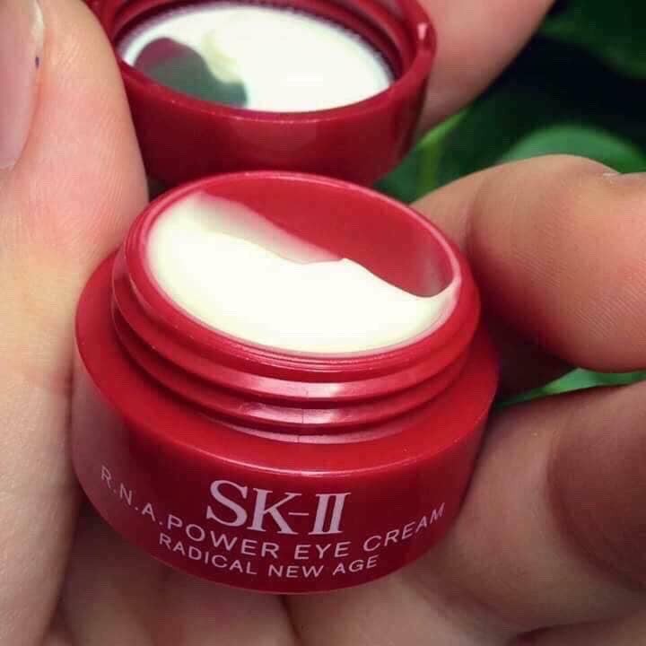 Kem dưỡng mắt SKII R.N.A Power Eye Cream Radical New Age 2.5g. | WebRaoVat - webraovat.net.vn