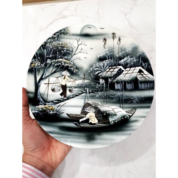 Đĩa sơn mài trắng đen phong cảnh làng quê Việt Nam cực đẹp