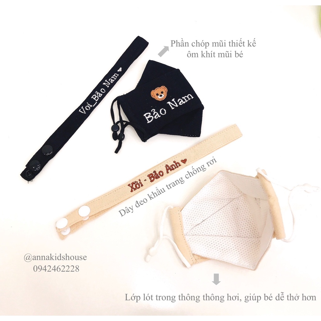 Khẩu trang thêu tên bé - kèm dây đeo chống rơi