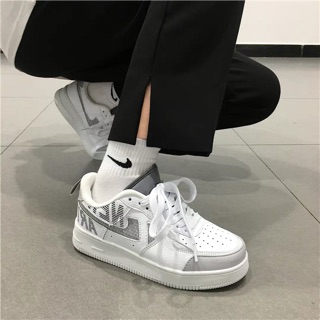 (OOrDER 7-10 NGàY]  sneakers nam nữ mác vuông logo phản quang in chữ new art hàng Quảng Châu