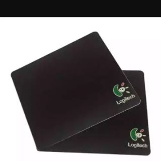 Lót chuột Logitech ( màu đen)