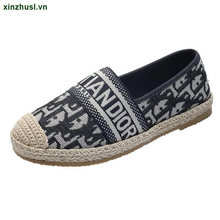 Giày lười vải lanh họa tiết chữ thời trang mùa hè