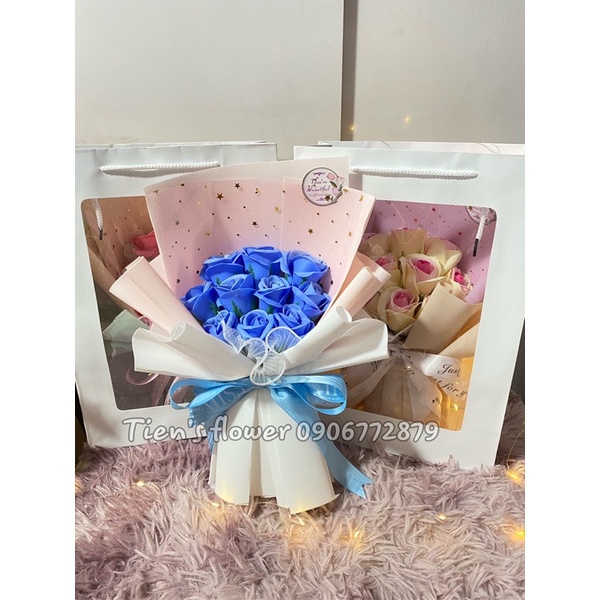 Combo bó hoa 10 bông kèm túi và thiệp