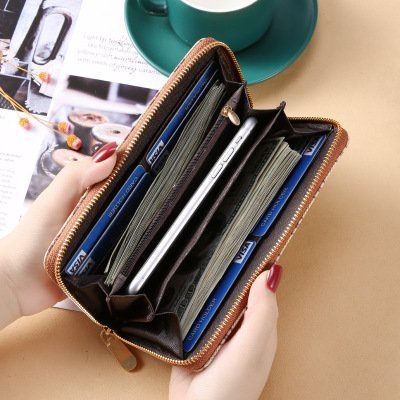 VÍ NỮ DÀI CẦM TAY G0056 KIỂU DÁNG MỚI, PHỐI KẺ SỌC VÀ GU MÀU VÔ CÙNG SÀNH ĐIỆU VÀ SANG TRỌNG, VỚI NHIỀU NGĂN TIỆN DỤNG