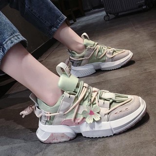 Giày sneaker độn đế Hoa Anh Đào