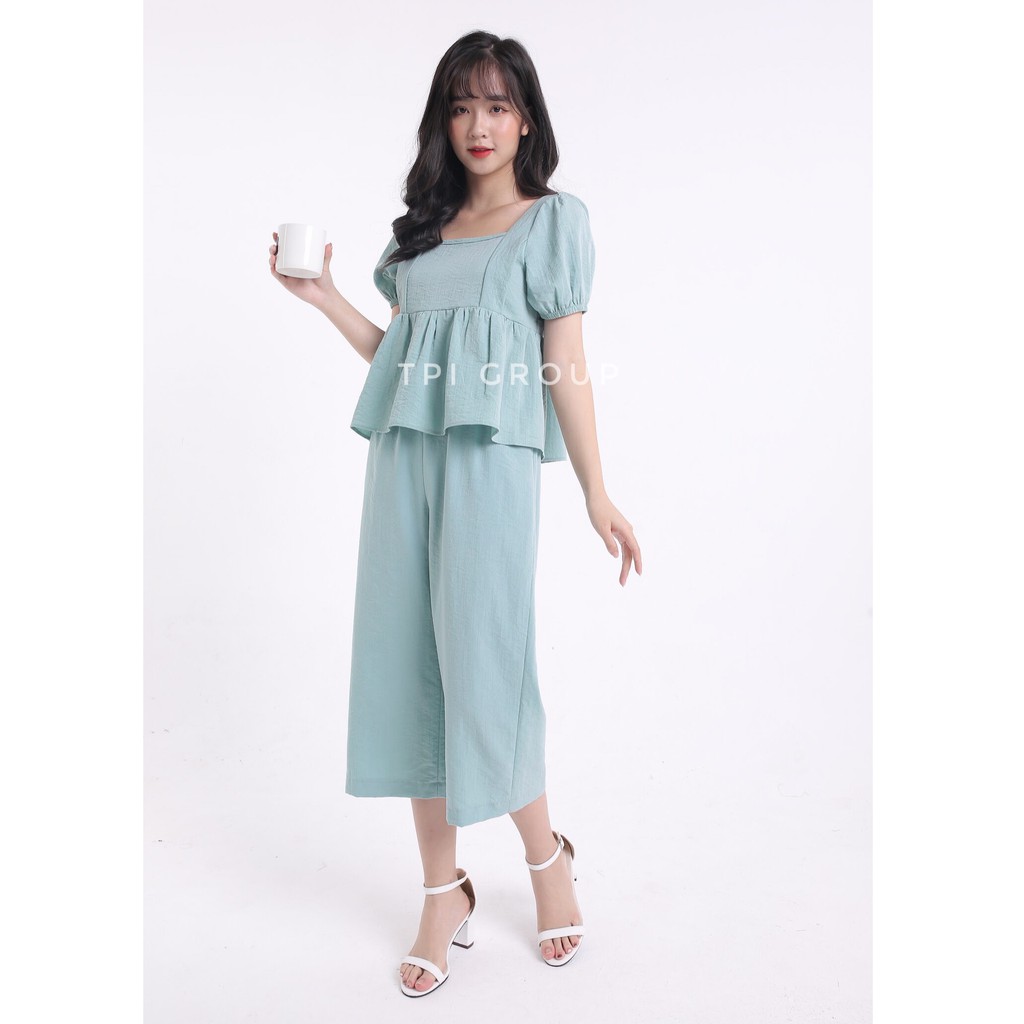 Set bộ đũi áo cổ vuông quần suông lửng cao cấp | BigBuy360 - bigbuy360.vn
