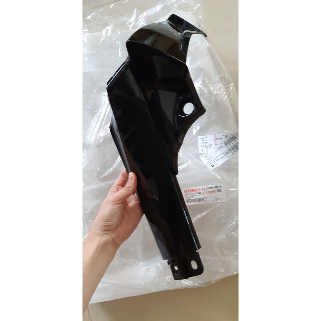 Ốp mỏ cầy Jupiter 2011 zin chính hãng Yamaha - Màu đen