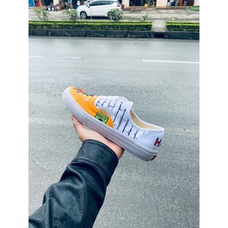 Giày Van Custom "Handes" Chipi