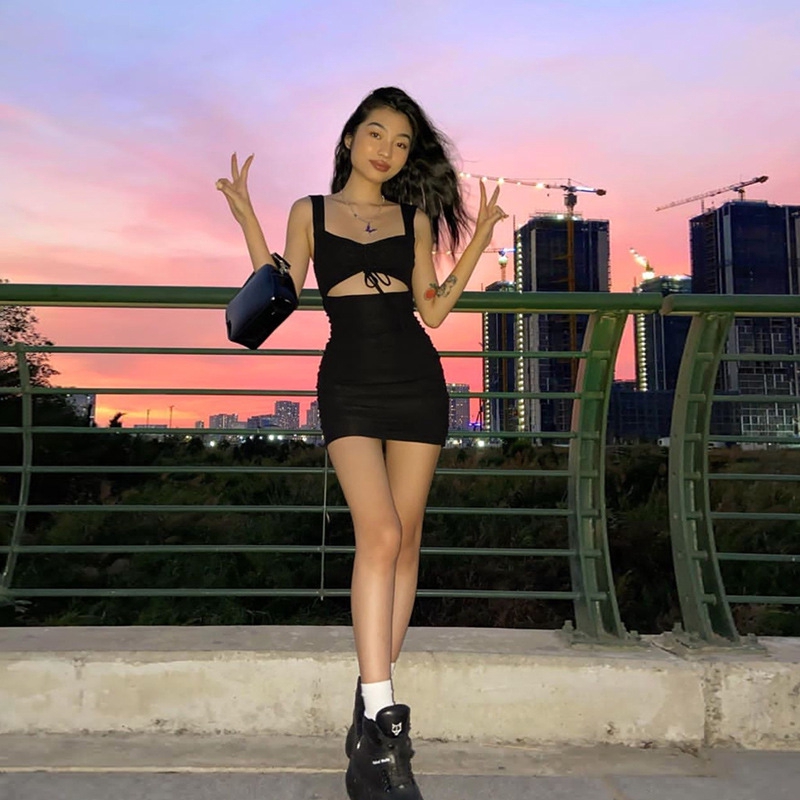 DUNEA Đầm nữ hai dây cổ chữ V gợi cảm thiết kế ôm dáng cá tính