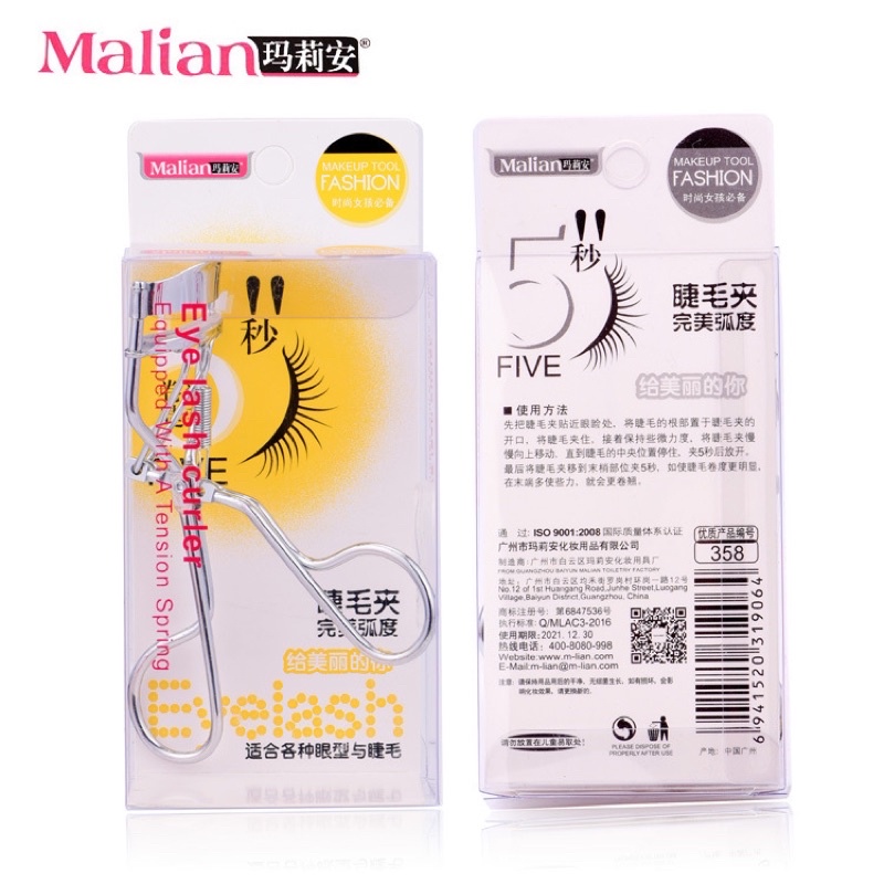 Một chiếc kẹp mi sịn Milan siêu cong dễ dùng