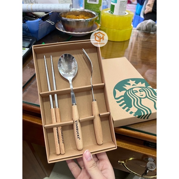 Sét Đũa Nĩa Kèm Hộp Starbuck Sang Xịn