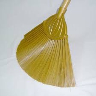 Chổi cước quét nhà