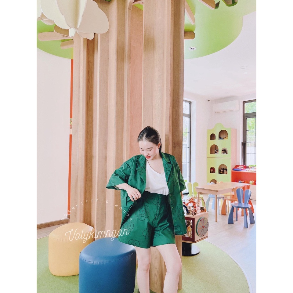 SET 3 MÓN:ÁO KHOÁC CỔ VEST TAY NGẮN + ÁO 3 LỖ TRẮNG + SHORT HOẠ TIẾT HOA