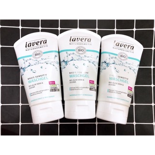 Sữa rữa mặt LAVERA hữu cơ