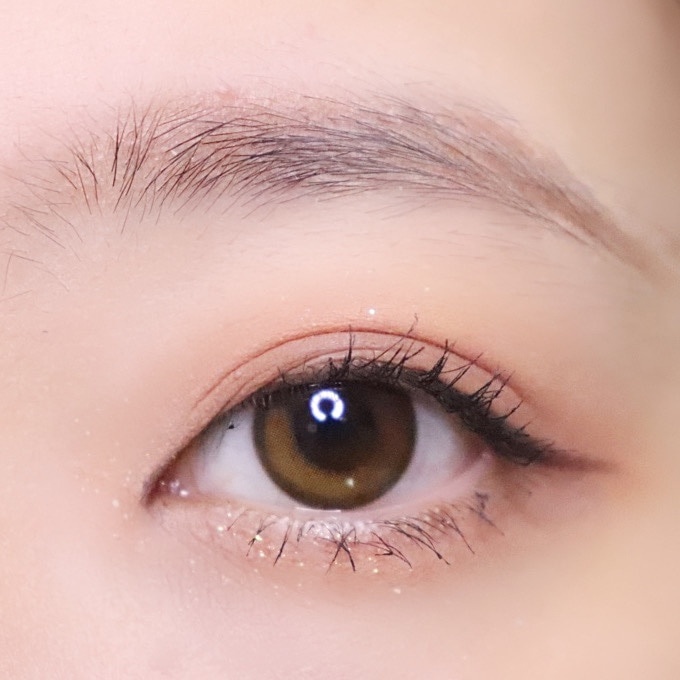 Lens 1 ngày có lệch QLORING BROWN