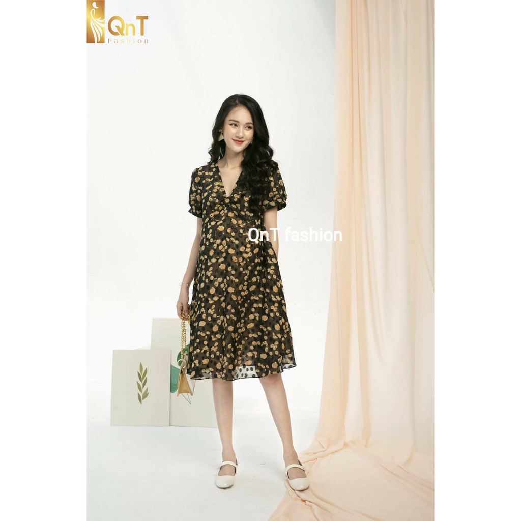 Đầm Bầu Thiết Kế-Đầm công sở Big Size Nền Đen Hoa Vàng dành cho nàng bầu hay các cô nàng mũm mĩm