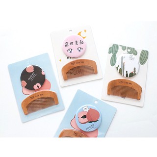 gương mini kèm lược gỗ