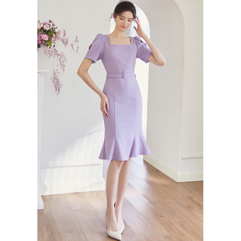 Đầm cổ vuông tay ngắn màu tím khoai môn thanh lịch