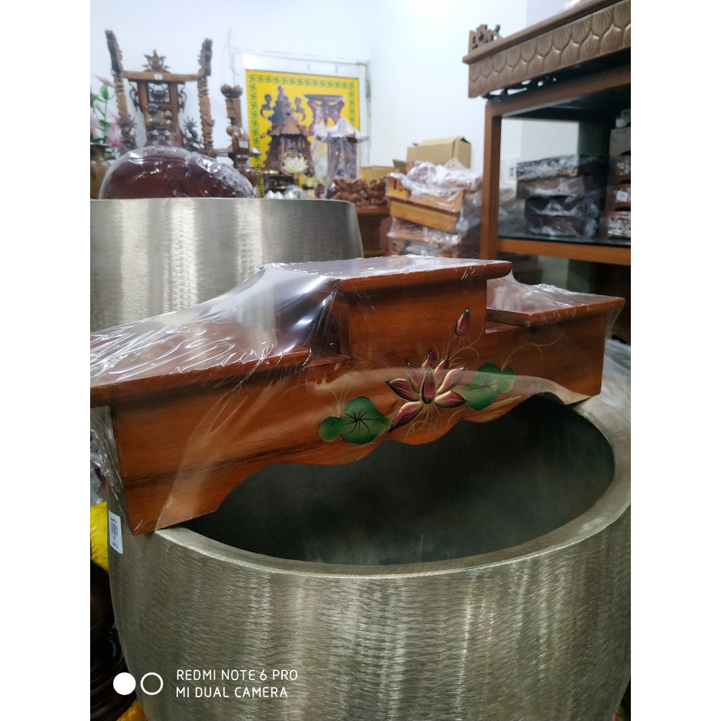 Đôn Gỗ Tam Cấp Bông Sen Nổi