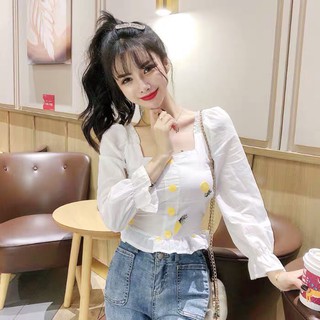 Áo kiểu cổ vuông