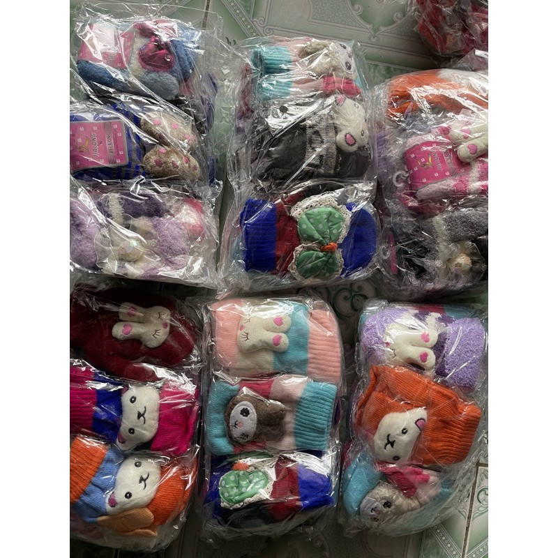 Găng tay len bé gái 0-4 tuổi