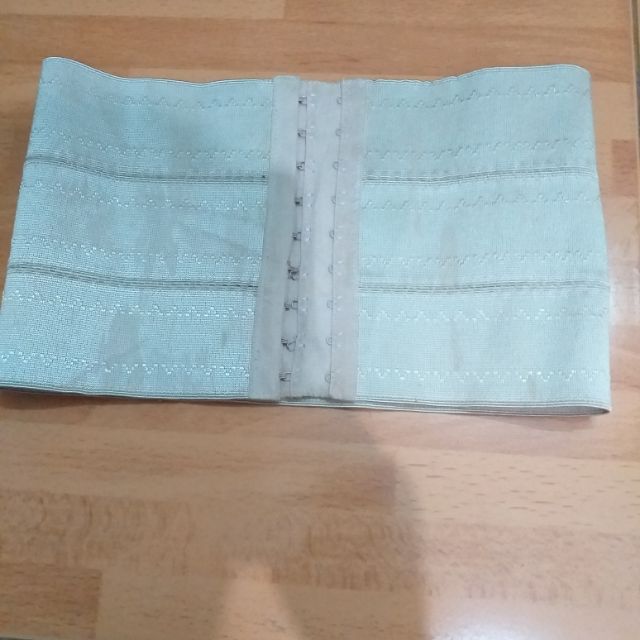 Đai nịt bụng