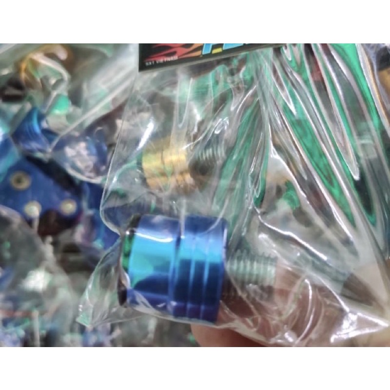 Ốc chân gương đủ màu cho các dòng xe