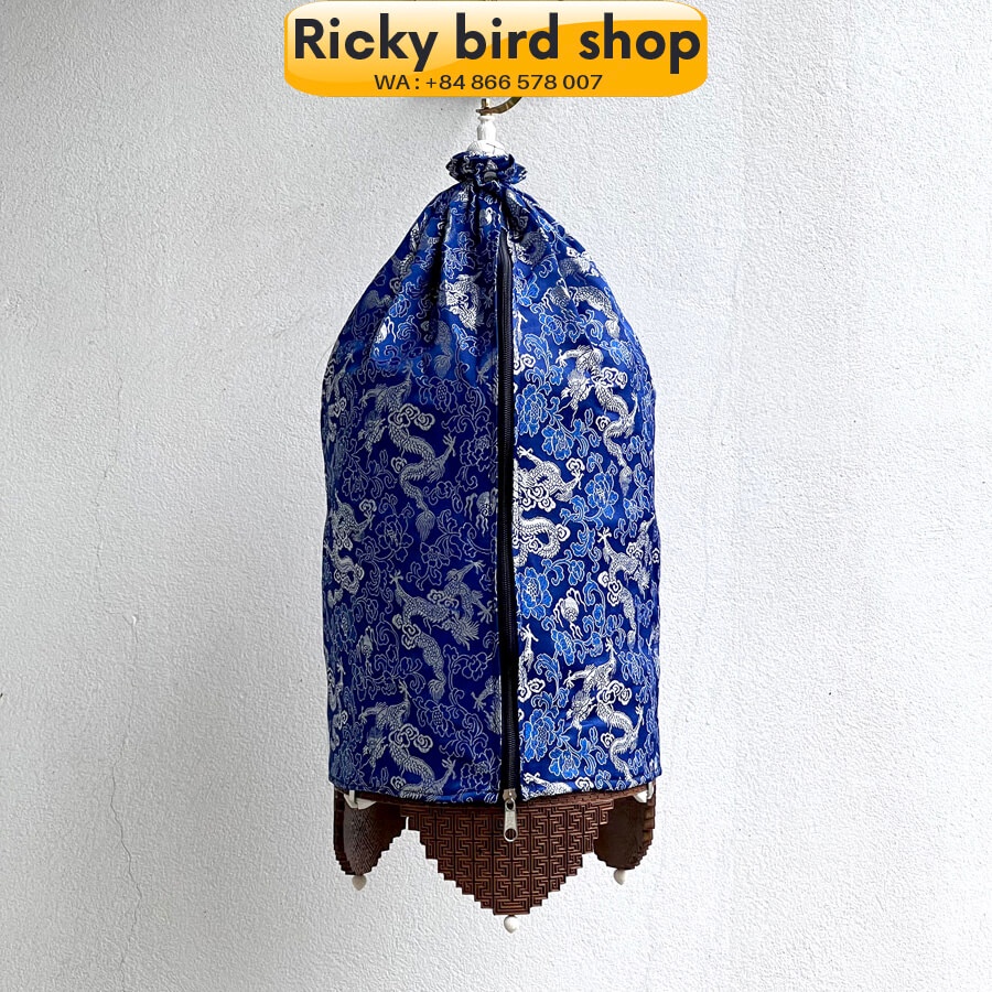 Áo lồng khuyên đẹp vải gấm dày, hoa văn đẹp