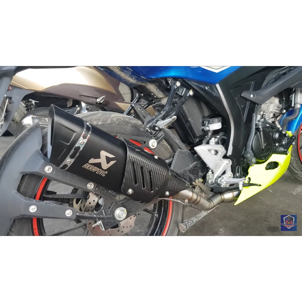 PÔ AKRAPOVIC R1