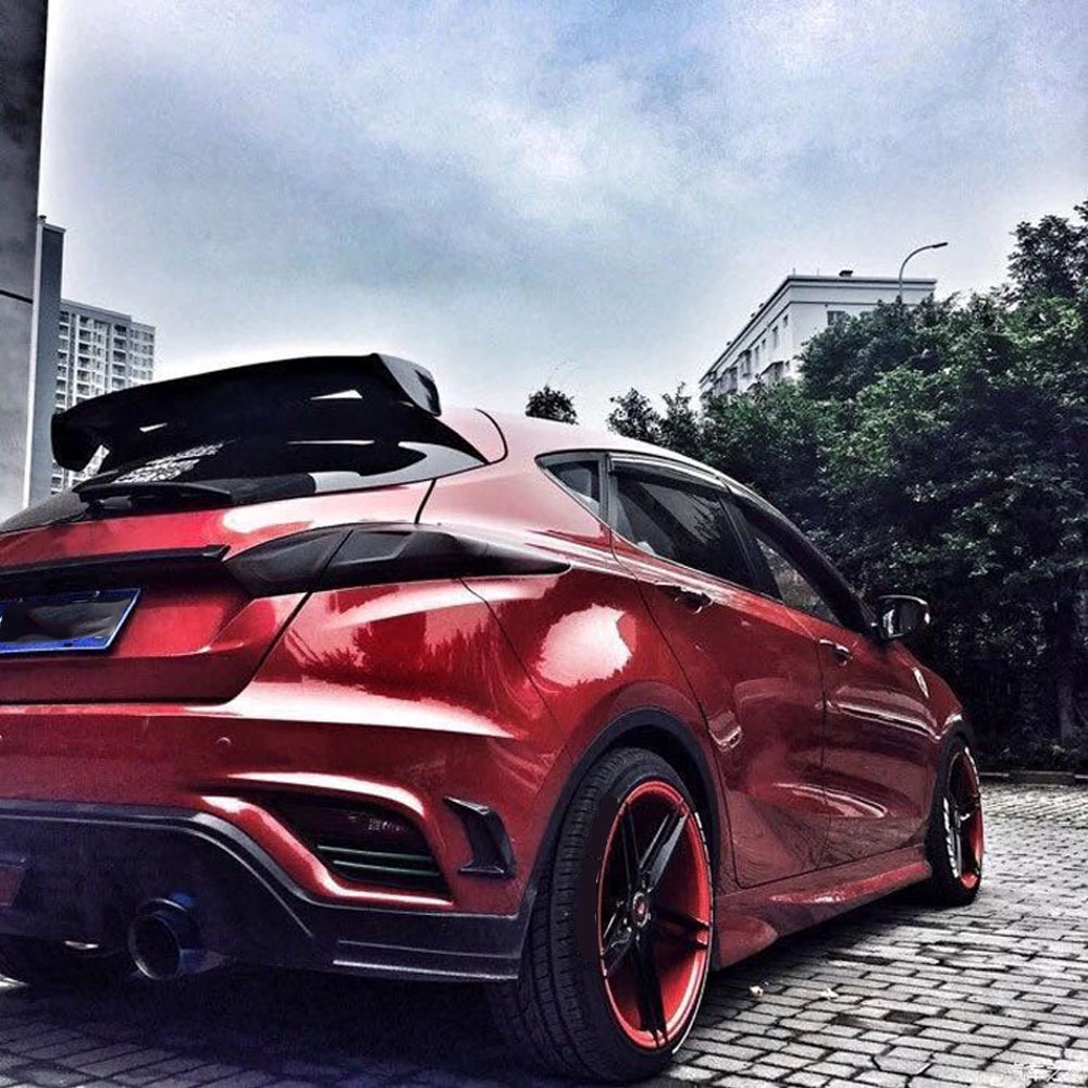 Nắp đậy hình vây cá mập có keo dán tùy chỉnh độc đáo cho hệ thống thông gió xe hơi