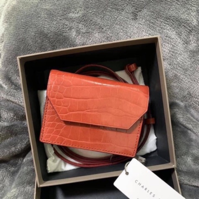 Túi Charles Keith - CÓ SẴN