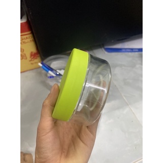 Hủ kiếng màu xanh lá