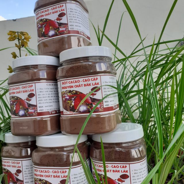 Hộp 500 gram bột cacao ĐĂK LĂK thơm ngon nguyên chất 100%.