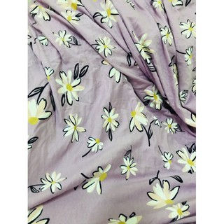 1,35m vải thun cotton hoa nền tím