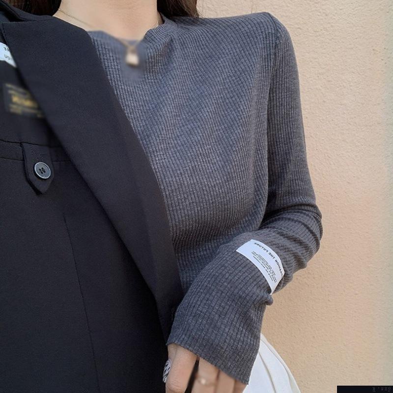 Áo thun tay dài cổ thuyền màu sắc đơn giản dành cho nữ