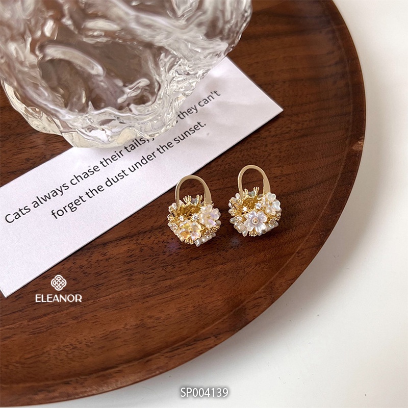 Bông tai nữ chuôi bạc 925 Eleanor Accessories hình quả cầu gắn hoa phụ kiện trang sức 4139
