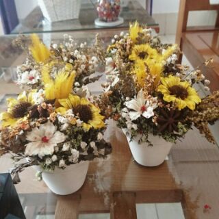Bình hoa khô để bàn