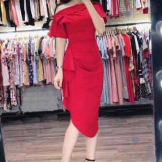 Đầm thiết kế